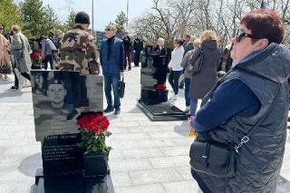 「犠牲はもうたくさん」　ロシア兵遺族、極東に慰霊碑
