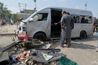 パキスタンで邦人の車襲撃　５人で通勤中、１人負傷