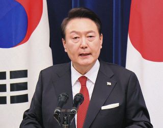 総選挙の大敗を謝罪「より低い姿勢で国民の声に耳を傾ける」　韓国・尹錫悦大統領