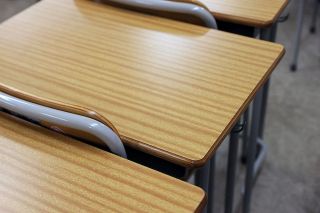 先生が20人足りない…東京都内の公立小学校　採用試験の合格者を増やしたけど教員不足は解消せず