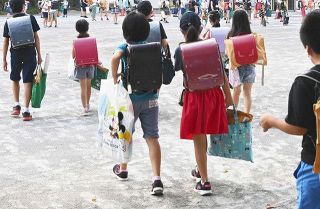 少子化の波、いよいよ東京にも　公立小の児童数が11年ぶり減少へ　進む学校統廃合