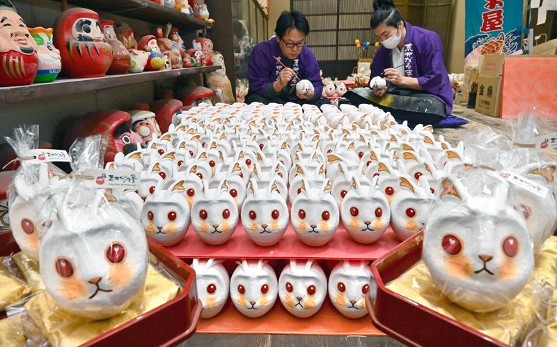 だるま屋 るもん うさぎ 白うさぎ 干支 虎だるま〟完成です！ 久々の制作だったので良い緊張感がありま