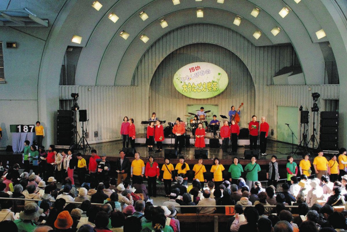 DVD「ともしび1000人の大うたごえ喫茶」上野公園水上音楽堂ライブ  