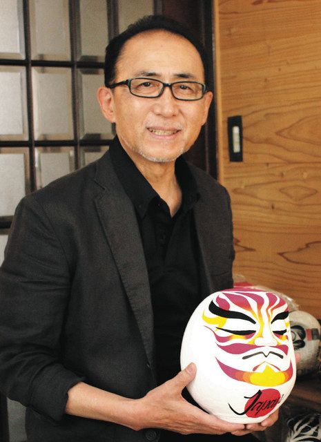 ひと物語＞伝統文化に新たな息吹 藍染め技法を灯籠で再生・花房茂さん