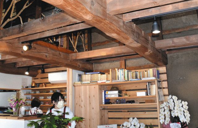 土蔵を再生 憩いのカフェ みどり市 大正時代建築を観光拠点へ 東京新聞 Tokyo Web 土蔵を再生 憩いのカフェ みどり市 大正時代建築を観光拠点へ 東京新聞 Tokyo Web