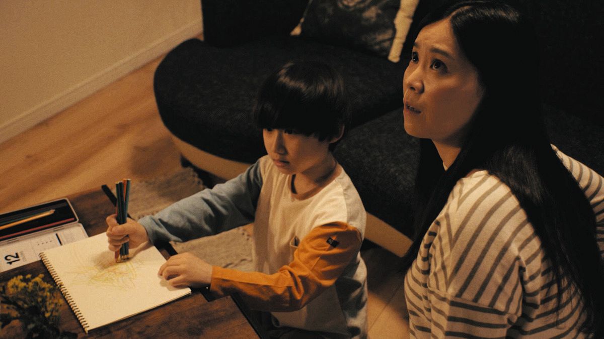 離婚したのに…DV夫が距離を詰めてくる 映画「五月の雨」で俳優・安川まりさんが感じた「共同親権」の危うさ:東京新聞デジタル