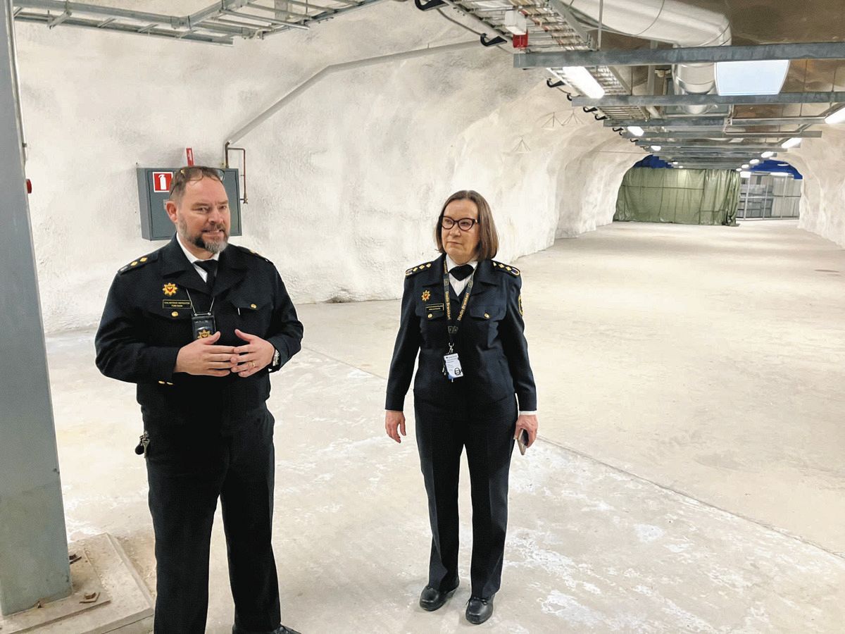 世界一幸福な国」の地下に巨大シェルター ロシアと国境を接する