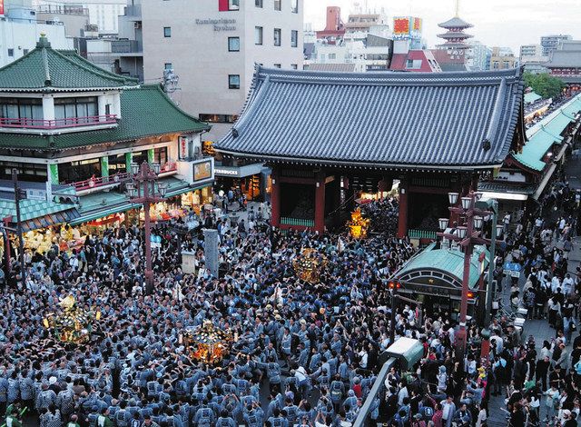 三社祭 連合渡御 担ぎ手に笑顔「3年我慢した」：東京新聞 TOKYO Web