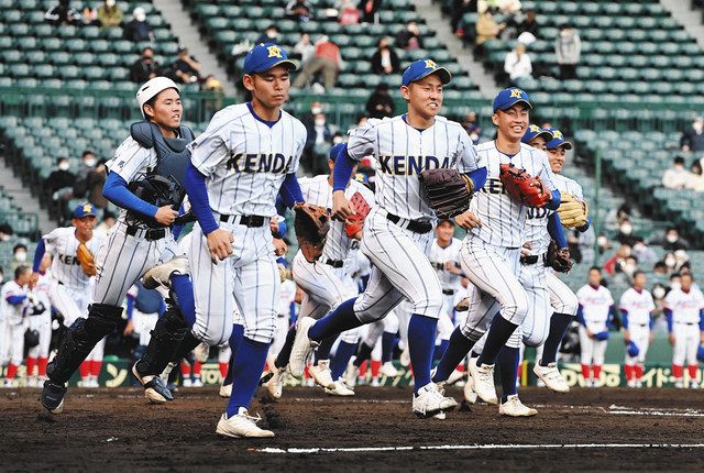 センバツ甲子園 健大高崎 下関国際に快勝 つなぐ野球で初戦突破 東京新聞 Tokyo Web