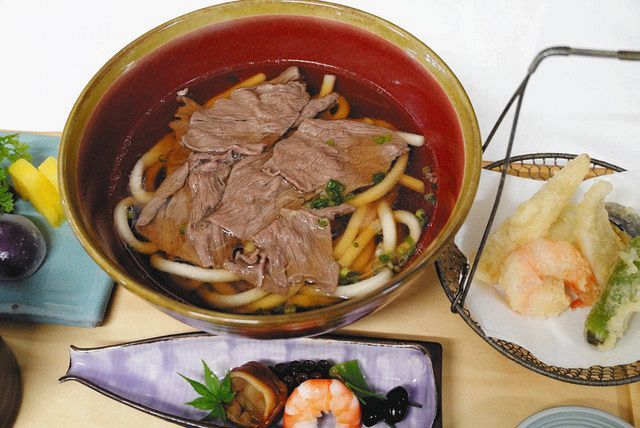 王位戦第３局で藤井聡太棋聖が昼食に注文した「肉うどん膳」