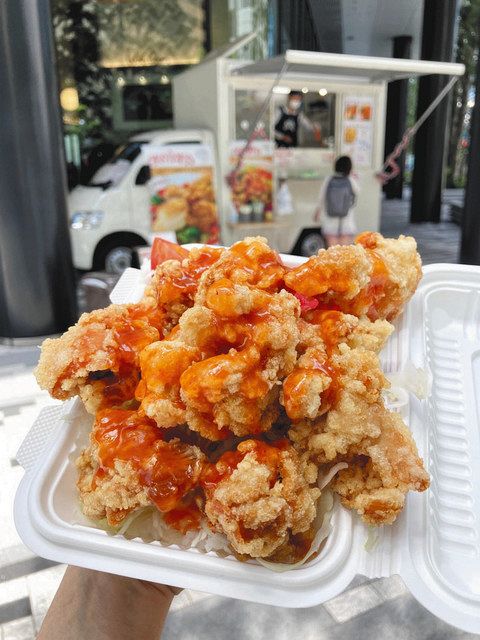 キッチンカー グルメ＞ AKASAKA KITCHEN（からあげボウル）：東京新聞