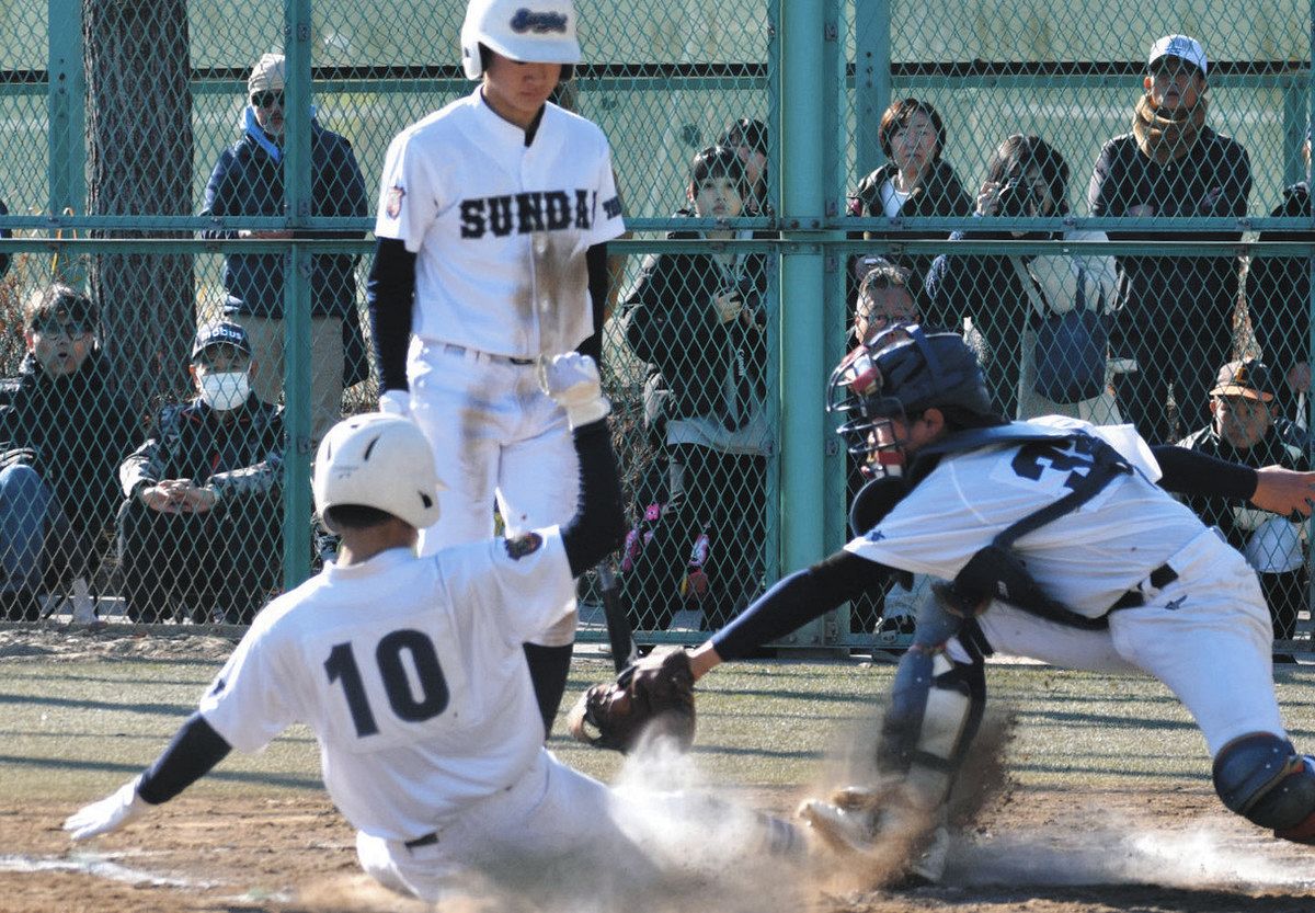 台東NY 駿台学園中完勝 2年ぶりV：東京新聞デジタル