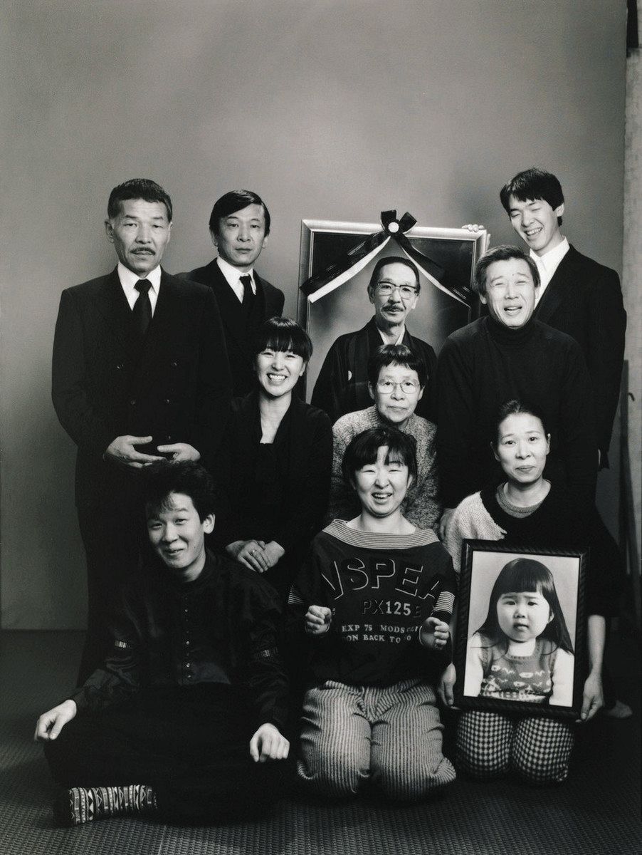 シリーズ『家族』より」（1987年） 人生は退屈、写真は暇つぶし〈一枚