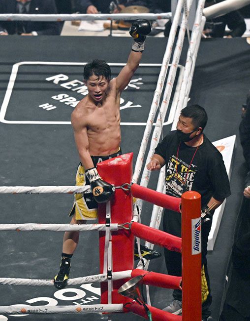 ボクシング 井上尚弥が日本人初の4団体統一王者に：東京新聞デジタル