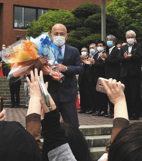 足利市 2期8年 和泉市長退任 やり切ったという実感 支えてくれた人に感謝 東京新聞 Tokyo Web