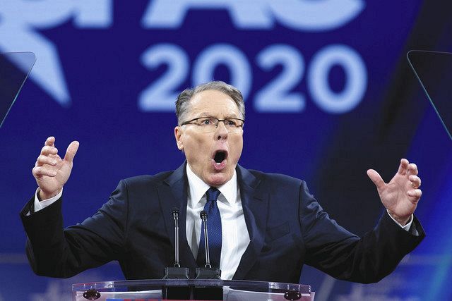 激レア NRA 全米ライフル協会 正規会員証 タイピン ハンター トランプ