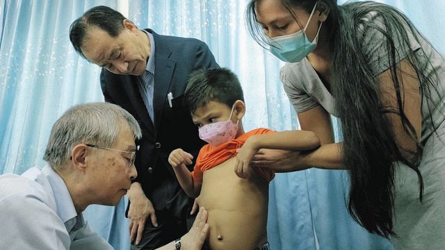 ミャンマーで日本の小児外科医が手術 クーデター後に医師不足深刻化、診断遅れる患者も多く「技術生かしたい」：東京新聞 TOKYO Web