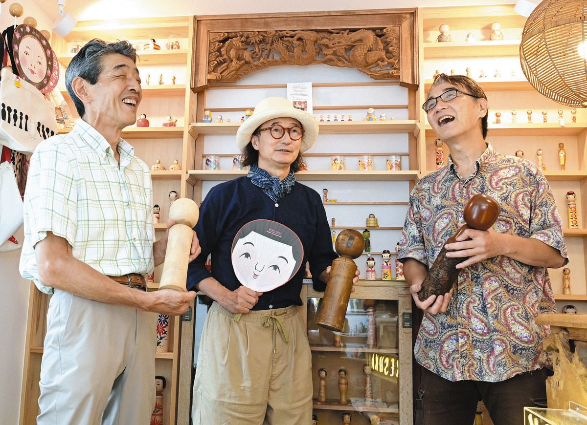 古びたこけしを「鎌倉彫」でアップサイクル 「今までなかったのが