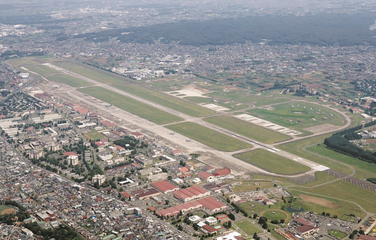 横田基地の外部に「PFAS汚染水」流出の疑い、米軍が初めて認める 8月の豪雨で漏れ出し、ようやく情報提供：東京新聞 TOKYO Web