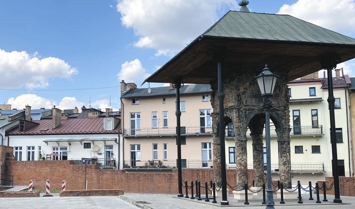 Tarnow, Poland, where the atmosphere of the Middle Ages remains. Scars of the persecution of the Jews remain everywhere.