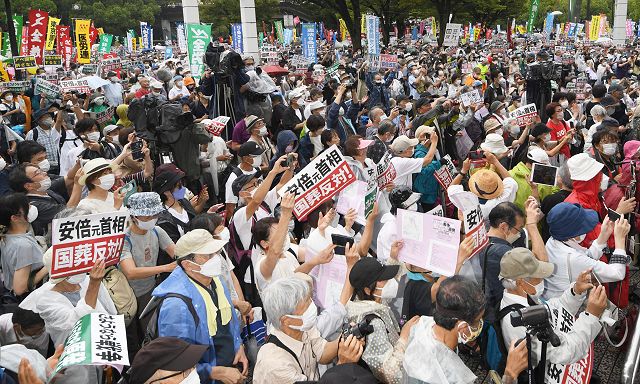 国葬反対 反戦 脱原発にlgbtq差別抗議 デモのうねり今も 若者に当事者意識 議会の外から政治変える 東京新聞 Tokyo Web