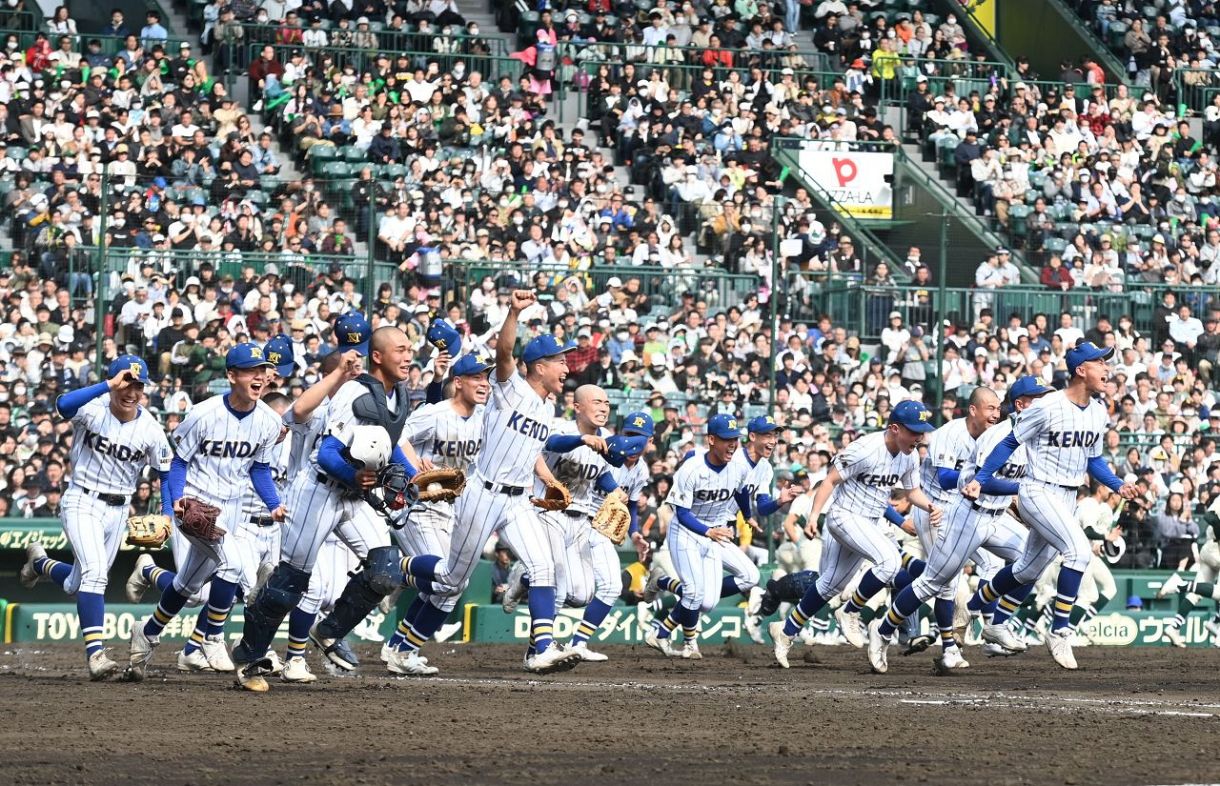 センバツ高校野球 健大高崎が初優勝 群馬県勢 春は初:東京新聞 センバツ高校野球 健大高崎が初優勝 群馬県勢 春は初:東京新聞