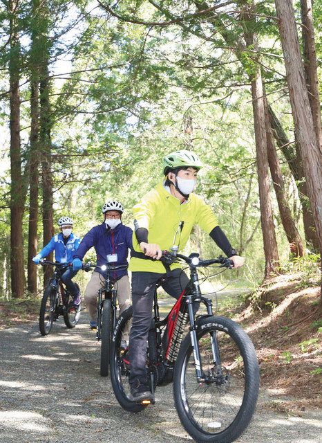 イーバイクで自然満喫 三島スカイウォーク 密 回避の新ツアー 電動で楽々つり橋 真下から眺めて 東京新聞 Tokyo Web