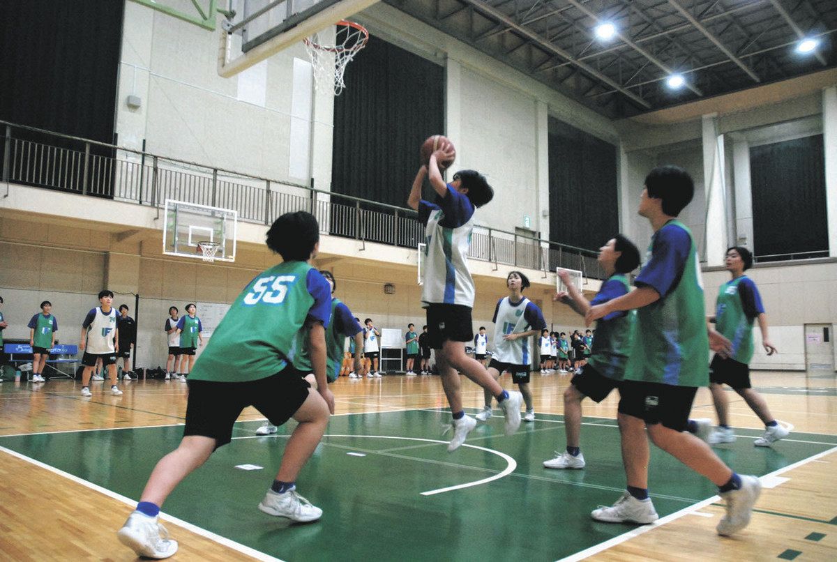 高校バスケ ウインターカップ＞（下）女子代表・市立船橋 夢切符 27年
