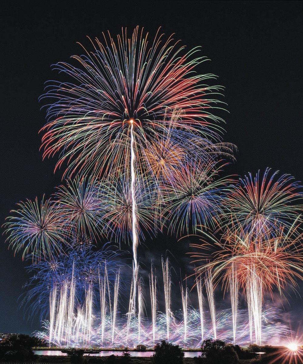 2023年戸田橋花火大会(8月5日（土）開催) 8月2日「戸田橋花火大会」 有料席最多の2万3600席 あす10カ所で先行