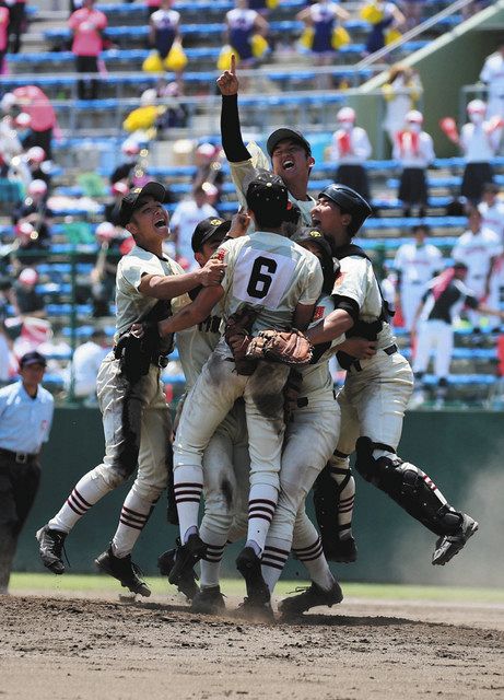 作新学院、10大会連続V 佐野日大との接戦制す＜高校野球・栃木