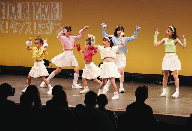 ダンサー 3年ぶり熱演 高津区のイベントに24団体500人：東京新聞デジタル