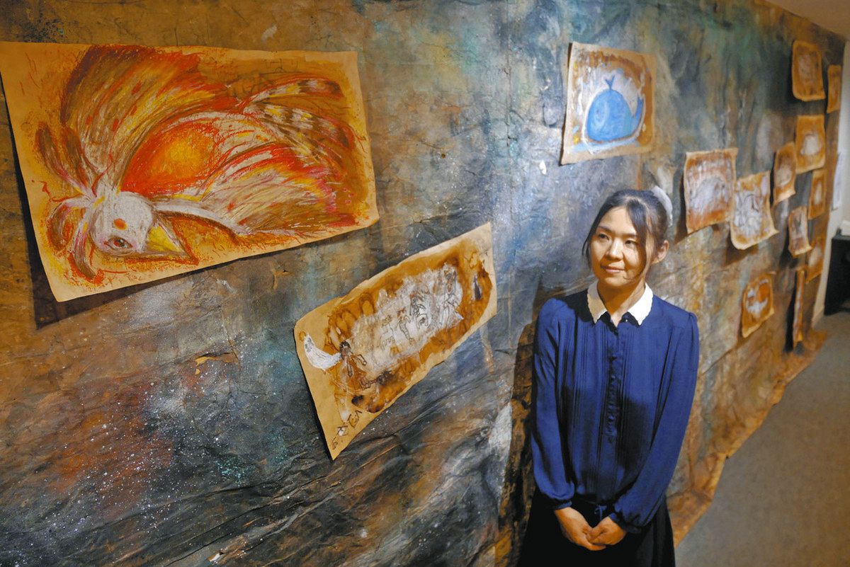 福島事故後の子牛の絵、子どもら命の手当て 画家・山内さん大型作品