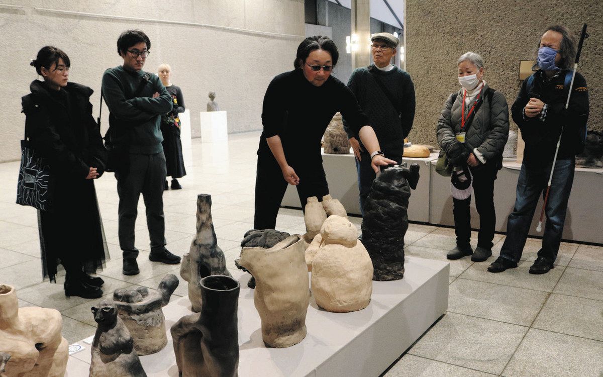 陶芸 触って 感じて 千葉盲学校生ら、1970～80年代ごろの作品展示 県立