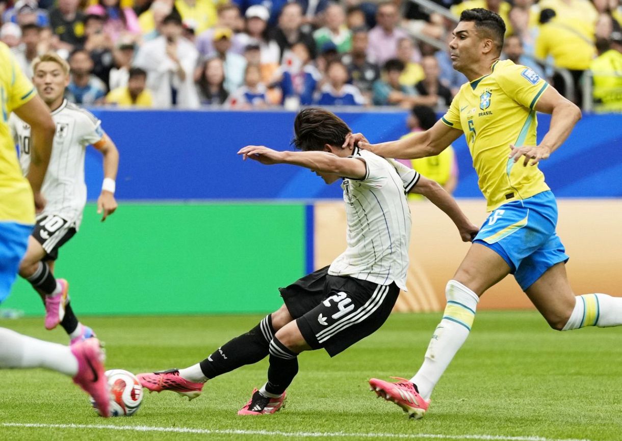 W杯、日本はブラジルに逆転負け 1―2、過去最高の16強届かず：東京