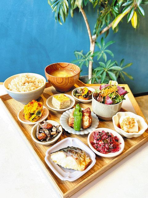 定食グルメ＞小春日和TOKYO（豆皿の定食）：東京新聞デジタル
