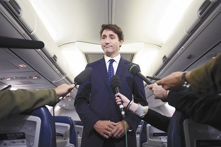カナダ首相 差別的メーク 謝罪 顔を茶色に １８年前の写真発覚 東京新聞 Tokyo Web