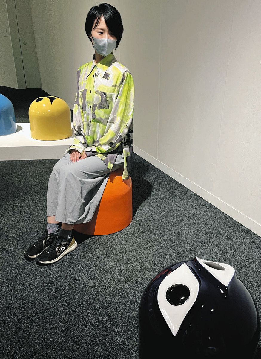 刺激強め？「椅子アート」の世界 埼玉県立近代美術館で