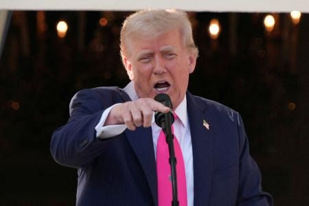 カナダ航空機の認証取り消す トランプ氏投稿、報復か：東京新聞デジタル