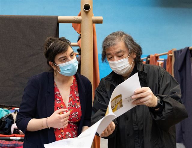 ウクライナ避難民に被災地の知恵を 建築家・坂茂さんの間仕切りに「感激」 欧州で相次ぎ採用 - 東京新聞