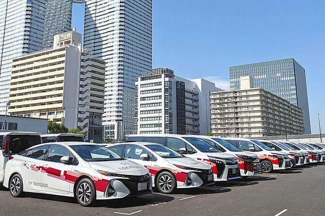 東京五輪の大会専用車両が並ぶ都内の駐車場（提供写真）