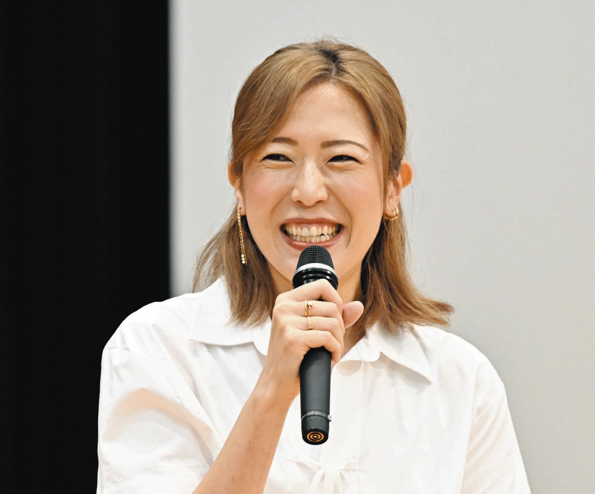 「育児と仕事って両立する必要ありますか？」と問いかける飯田佳奈子さん