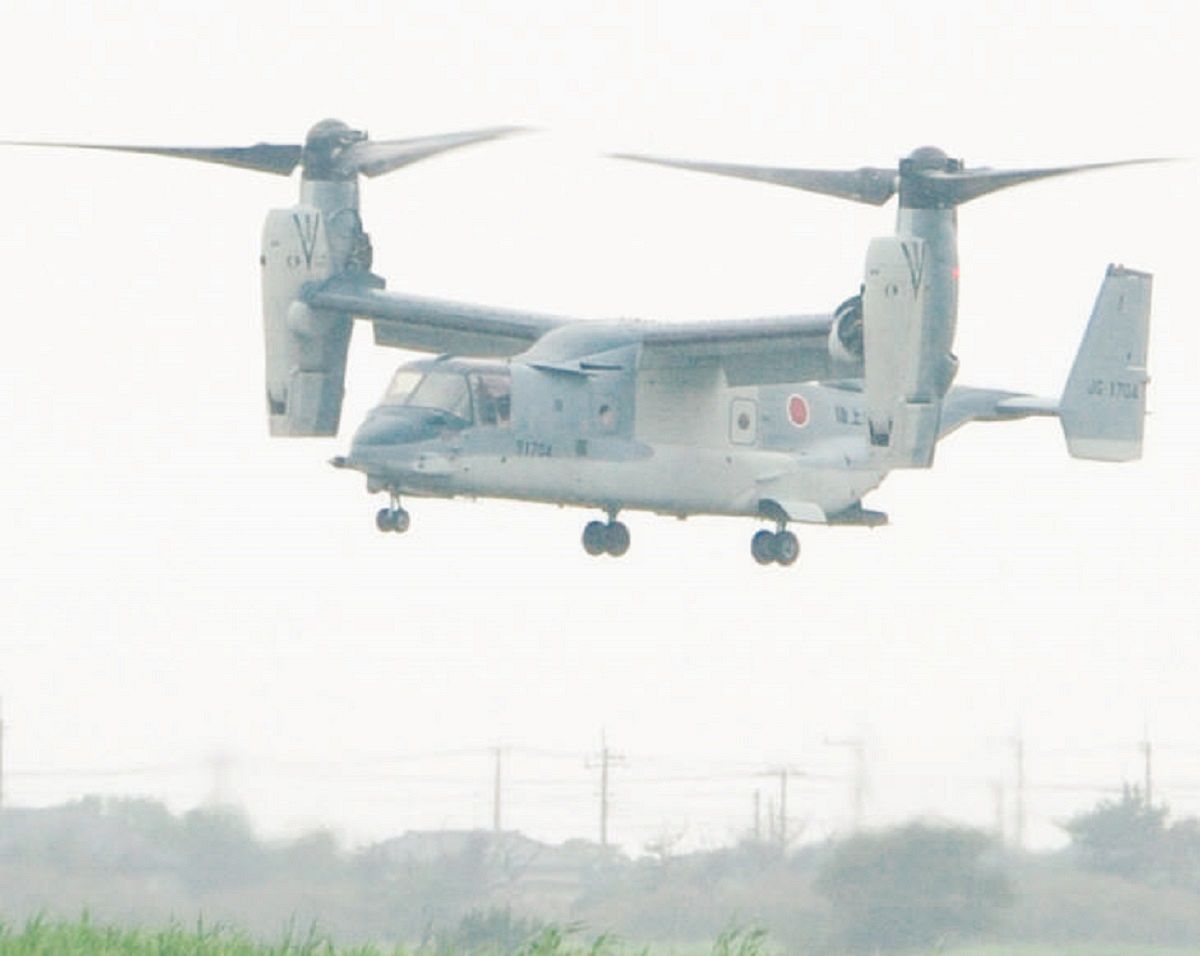 米軍　実物　オスプレイ　ヘリ　窓　② 送料無料 アメリカ海兵隊 MV-22B「オスプレイ」実物写真と解説 - 紙模型工房