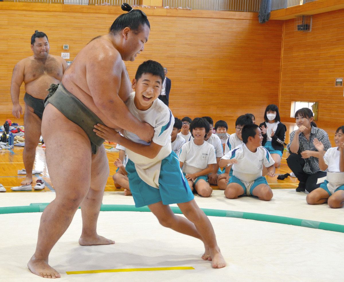 小学生　相撲 