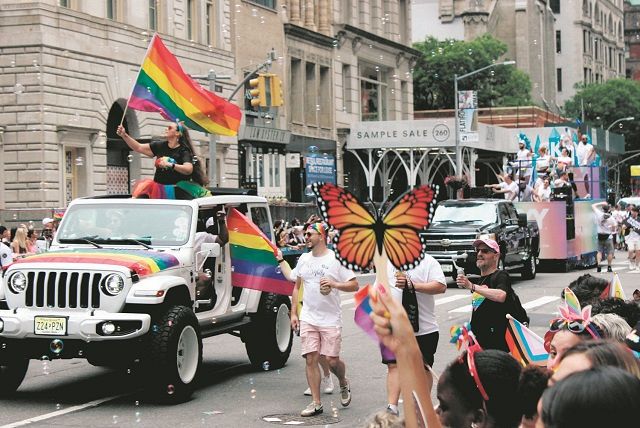 lgbt 安い アメリカ パレード 首輪