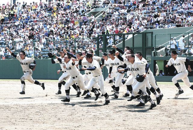 文星芸大付16年ぶり甲子園 黒崎選手がサヨナラ弾＜高校野球・栃木＞：東京新聞 TOKYO Web