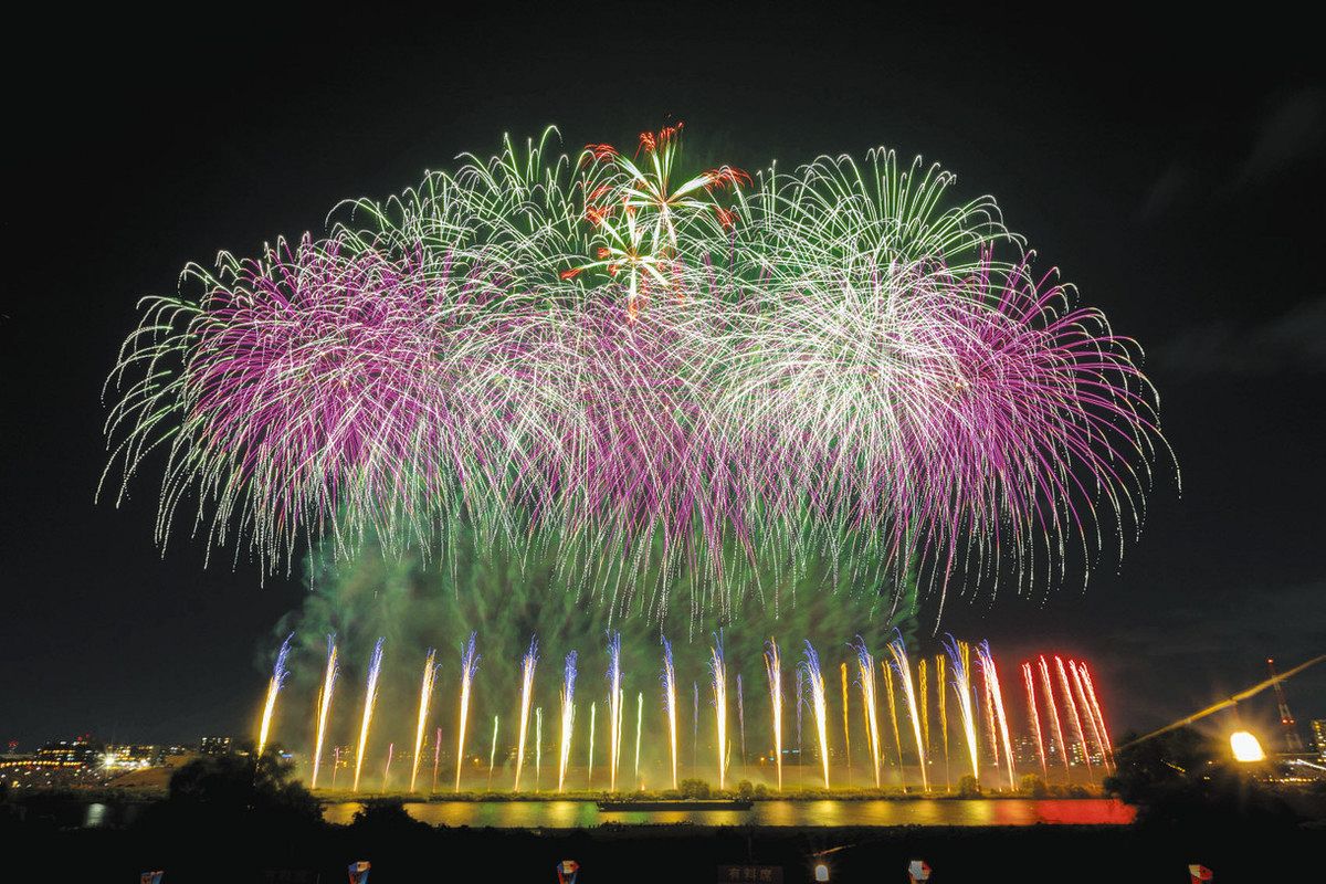 メモリアルイヤーを彩る大玉100連発 8月3日「いたばし花火大会」 23年 