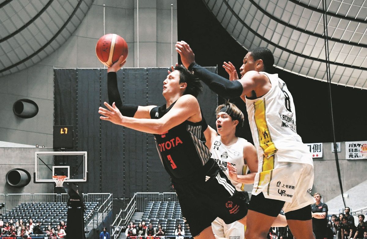 テーブス海「まぐれ」残り0.3秒奇跡のショット アルバルク東京が延長戦 