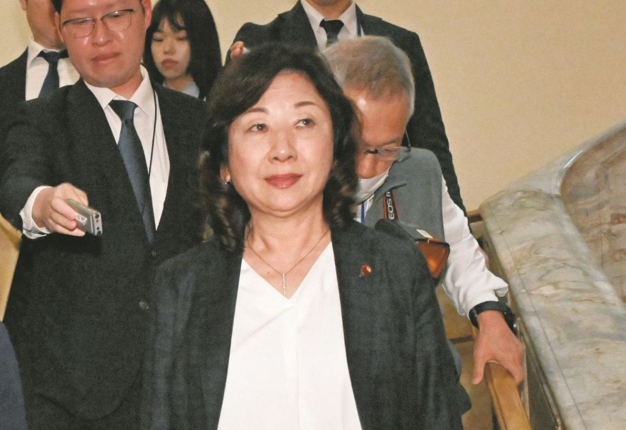 野田 聖子 夫