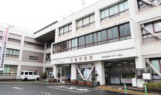 新型コロナ 移動なしでワクチン接種 医師らが巡回 三島モデル 発表 75歳以上にはタクシー代補助 東京新聞 Tokyo Web 新型コロナ 移動なしでワクチン接種 医師らが巡回 三島モデル 発表 75歳以上にはタクシー代補助 東京新聞 Tokyo Web