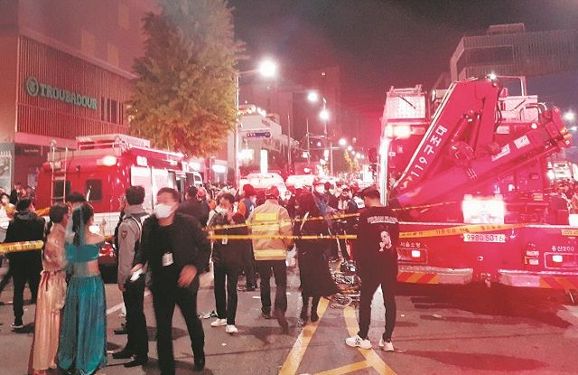 ソウル・梨泰院の雑踏事故、149人死亡　路上で心肺蘇生「地獄だ」　ハロウィーン前に混雑：東京新聞 TOKYO Web